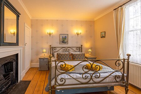 Cottage quirky wallpaper  - Filming Photoshoot Locations-48