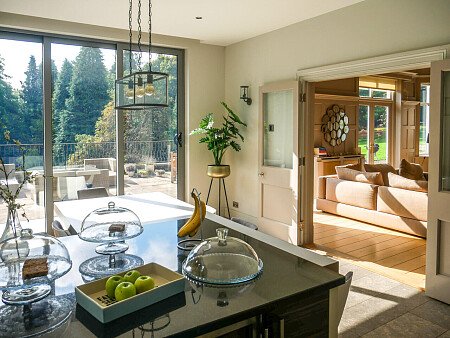 High ceiling glass room-Derbyshire-  filming photoshoot location-08