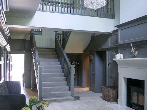 High ceiling glass room-Derbyshire-  filming photoshoot location-14