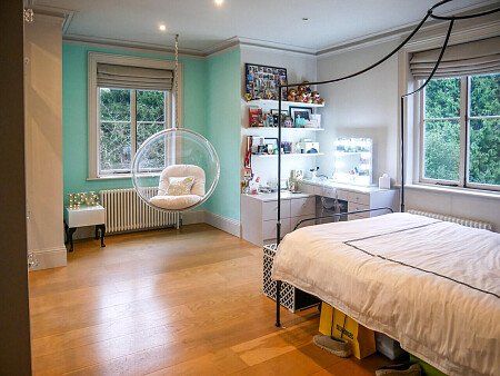 High ceiling glass room-Derbyshire-  filming photoshoot location-19