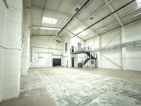White Warehouse -  filming photoshoot location-4