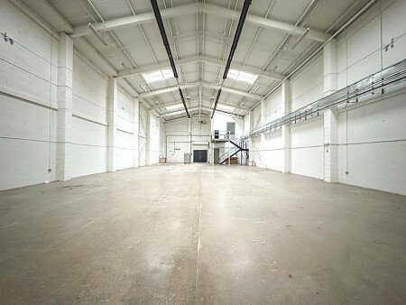 White Warehouse -  filming photoshoot location-5