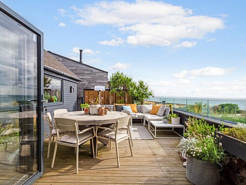 111 E Beach - Locations direct filming photoshoot locations-05