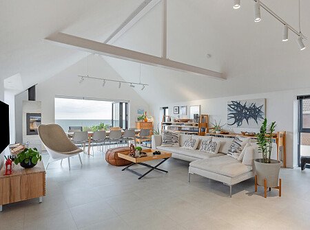 111 E Beach - Locations direct filming photoshoot locations-10