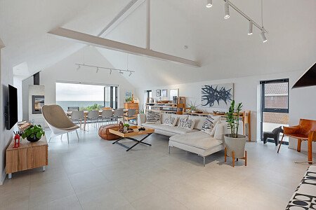 111 E Beach - Locations direct filming photoshoot locations-12