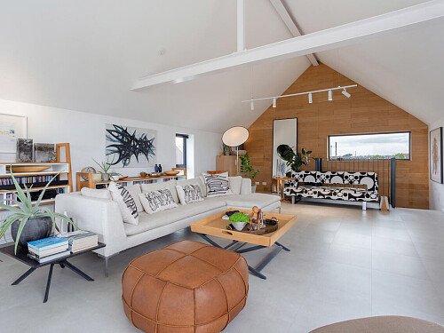 111 E Beach - Locations direct filming photoshoot locations-11