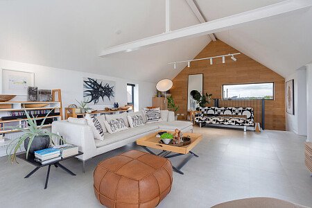 111 E Beach - Locations direct filming photoshoot locations-11