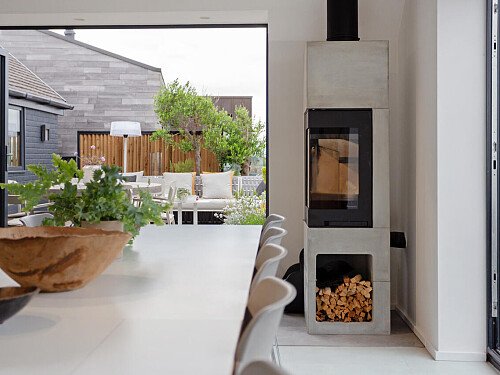 111 E Beach - Locations direct filming photoshoot locations-13