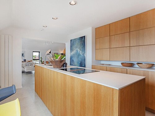 111 E Beach - Locations direct filming photoshoot locations-15