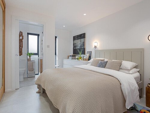 111 E Beach - Locations direct filming photoshoot locations-21