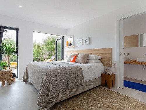 111 E Beach - Locations direct filming photoshoot locations-23