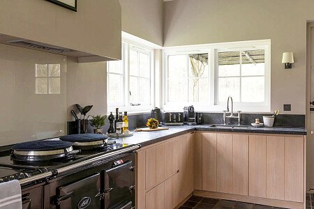 Challens - Locations direct filming photoshoot locations-12