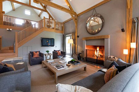 Challens - Locations direct filming photoshoot locations-13