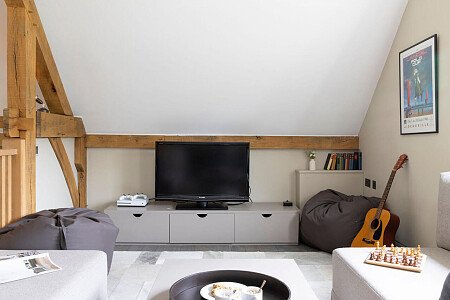 Challens - Locations direct filming photoshoot locations-16