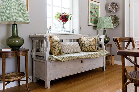 Farmhouse CMS  - Locations direct filming photoshoot locations-17