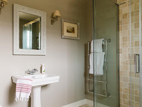 Farmhouse CMS  - Locations direct filming photoshoot locations-25