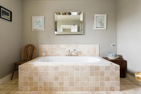 Farmhouse CMS  - Locations direct filming photoshoot locations-29