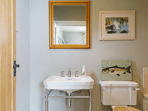 Farmhouse CMS  - Locations direct filming photoshoot locations-34