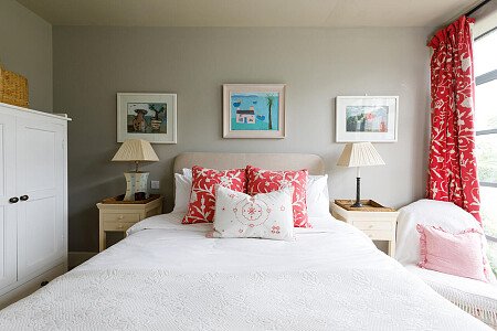 Farmhouse CMS  - Locations direct filming photoshoot locations-38