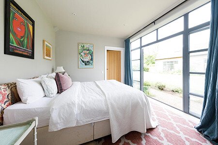 Farmhouse CMS  - Locations direct filming photoshoot locations-41