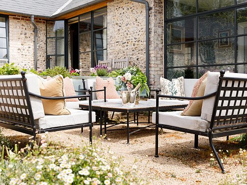 Farmhouse CMS  - Locations direct filming photoshoot locations-45