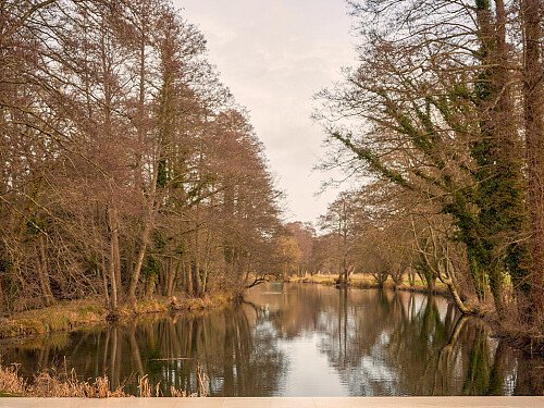 Waterside Retreat - Locations direct filming photoshoot locations-08