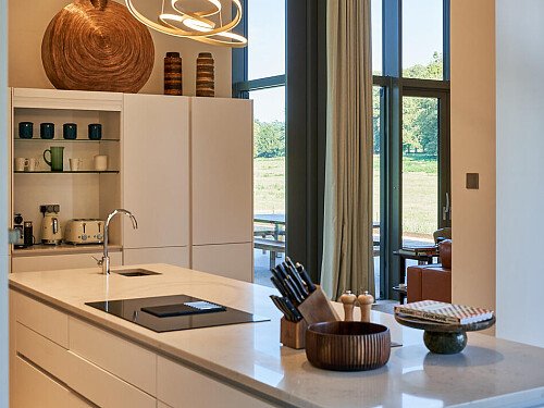 Waterside Retreat - Locations direct filming photoshoot locations-09