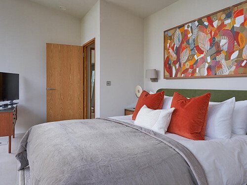 Waterside Retreat - Locations direct filming photoshoot locations-22