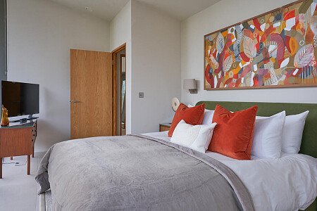 Waterside Retreat - Locations direct filming photoshoot locations-22