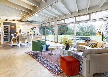 Embers CMS - Locations direct filming photoshoot locations-01