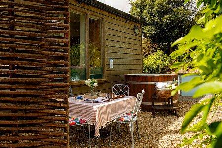 Embers CMS - Locations direct filming photoshoot locations-29