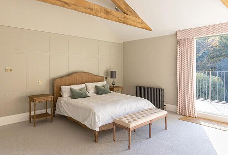 Hurst Vale CMS - Locations direct filming photoshoot locations-24