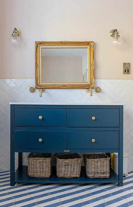 Hurst Vale CMS - Locations direct filming photoshoot locations-26