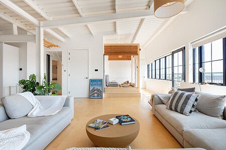 Large  White Apartment -  filming photoshoot location-04