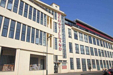 Large  White Apartment -  filming photoshoot location-21