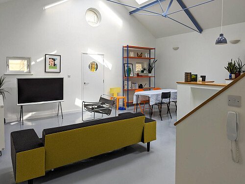 Flat 7 -  filming photoshoot location-06