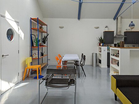 Flat 7 -  filming photoshoot location-08