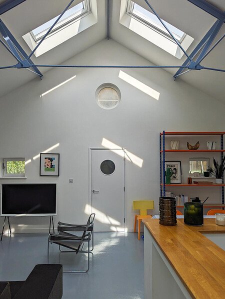 Flat 7 -  filming photoshoot location-15