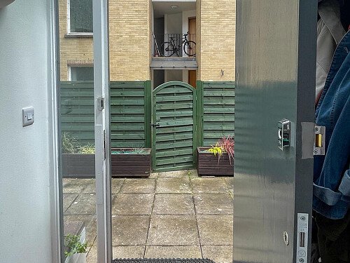 Flat 7 -  filming photoshoot location-23