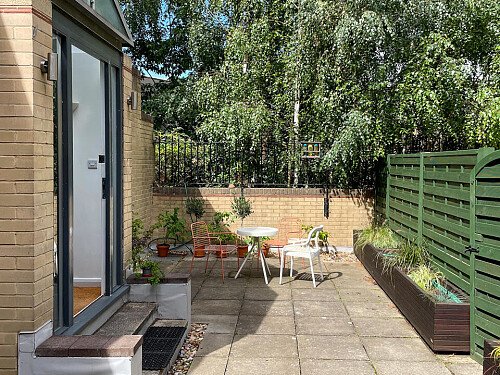 Flat 7 -  filming photoshoot location-27