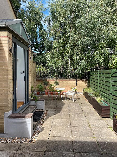 Flat 7 -  filming photoshoot location-27