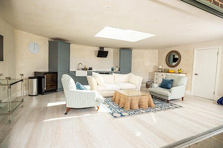 Upham -  filming photoshoot location-18