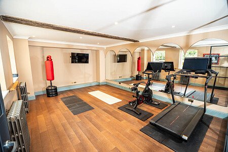 Upham -  filming photoshoot location-22