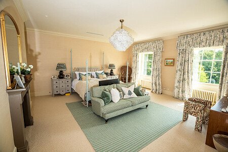 Upham -  filming photoshoot location-24