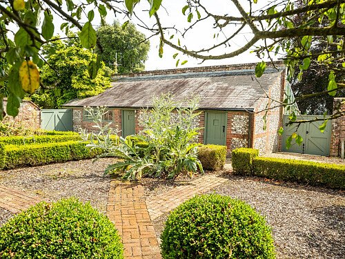 Upham -  filming photoshoot location-38