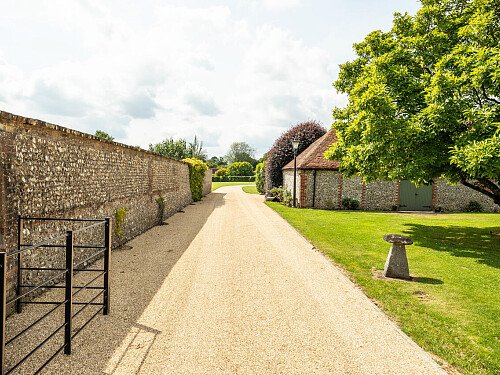 Upham -  filming photoshoot location-39