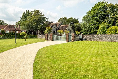 Upham -  filming photoshoot location-41