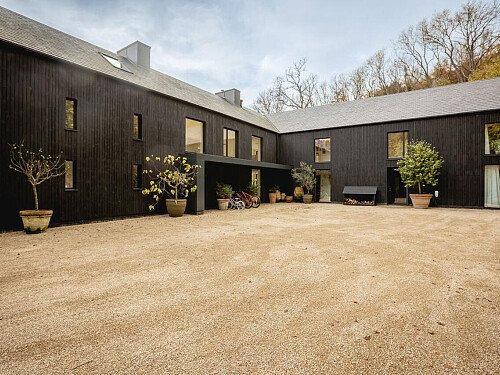 Viola -  filming photoshoot location-37