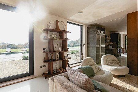 Viola -  filming photoshoot location-40