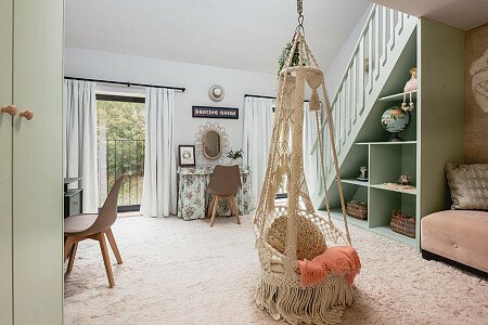 Viola -  filming photoshoot location-76